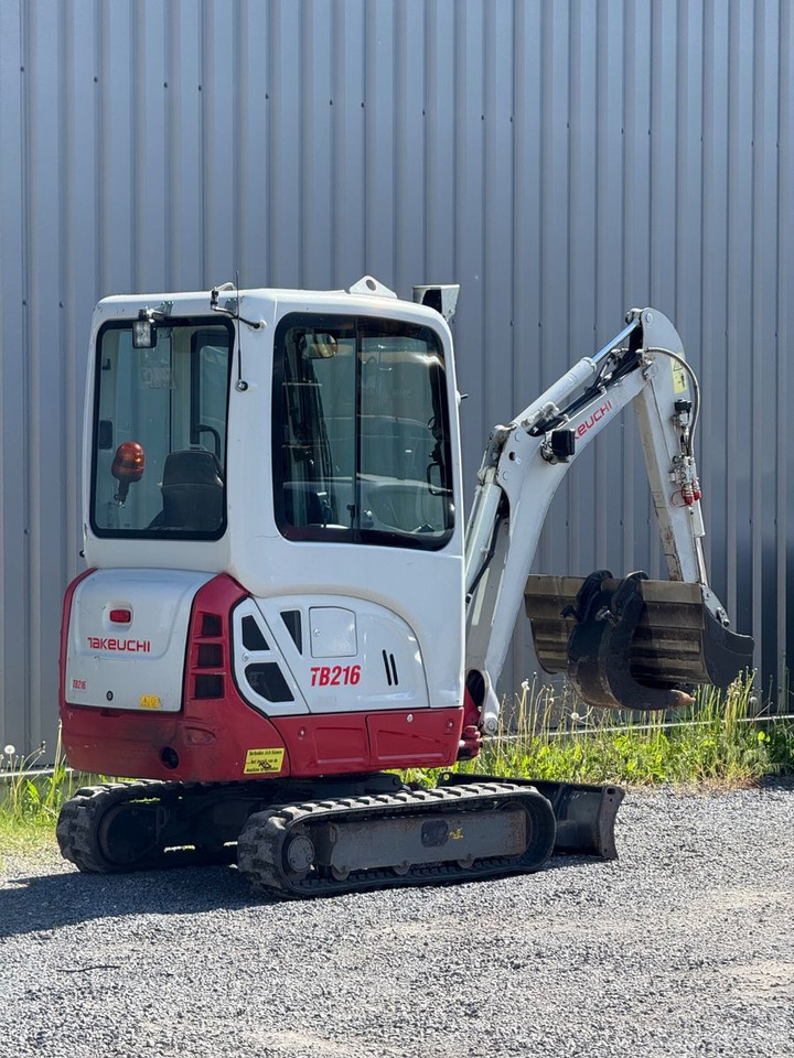 Takeuchi TB216 - Mini excavator: picture 3 Takeuchi TB216 - Mini excavator: picture 3