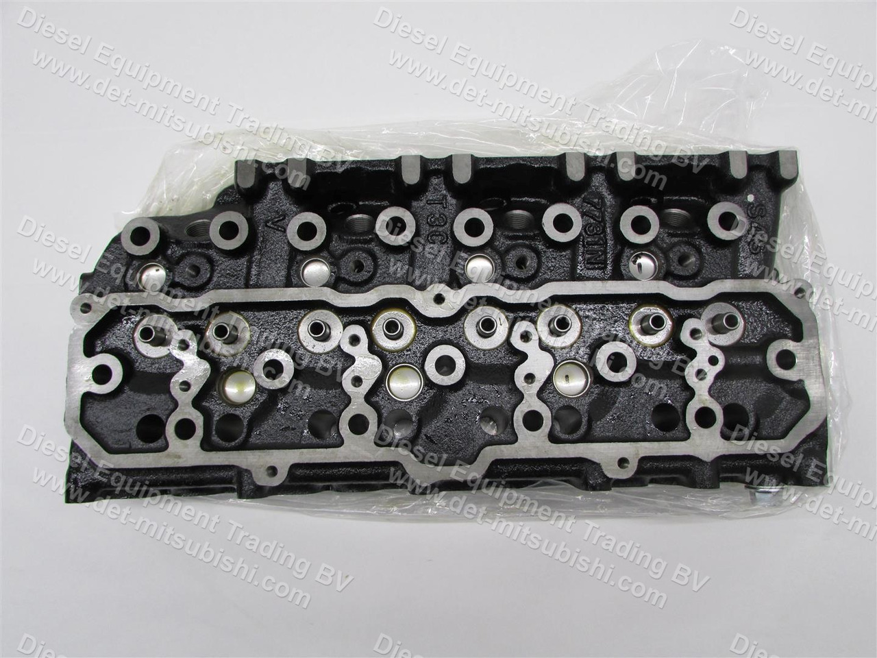 MITSUBISHI HEAD ASM; CYLINDER S4S INDIRECT (W/O VALVES) - Cylinder head for Industrial equipment: picture 1 MITSUBISHI HEAD ASM; CYLINDER S4S INDIRECT (W/O VALVES) - Cylinder head for Industrial equipment: picture 1