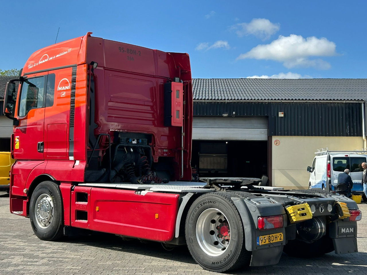 MAN TGX NL Truck / ADR / apk - Tractor unit: picture 4 MAN TGX NL Truck / ADR / apk - Tractor unit: picture 4