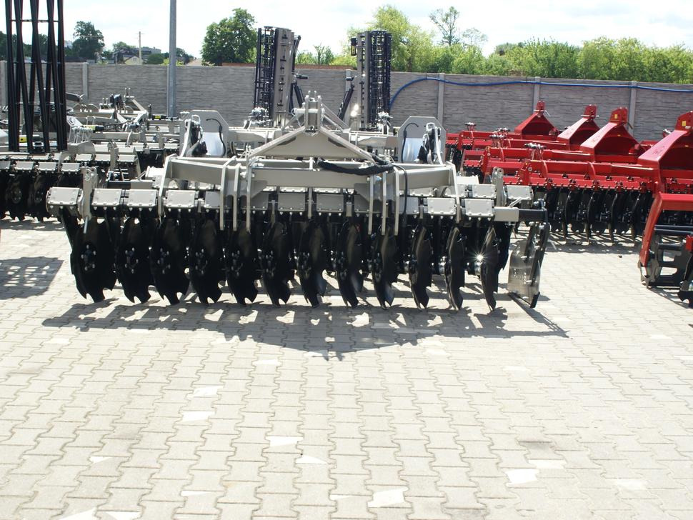 ROLEX Scheibenegge / Discs harrow / Dechaumeur à disques / Erpice a dischi / Дисковая борона / Brona talerzowa 3 m - Disc harrow: picture 5 ROLEX Scheibenegge / Discs harrow / Dechaumeur à disques / Erpice a dischi / Дисковая борона / Brona talerzowa 3 m - Disc harrow: picture 5
