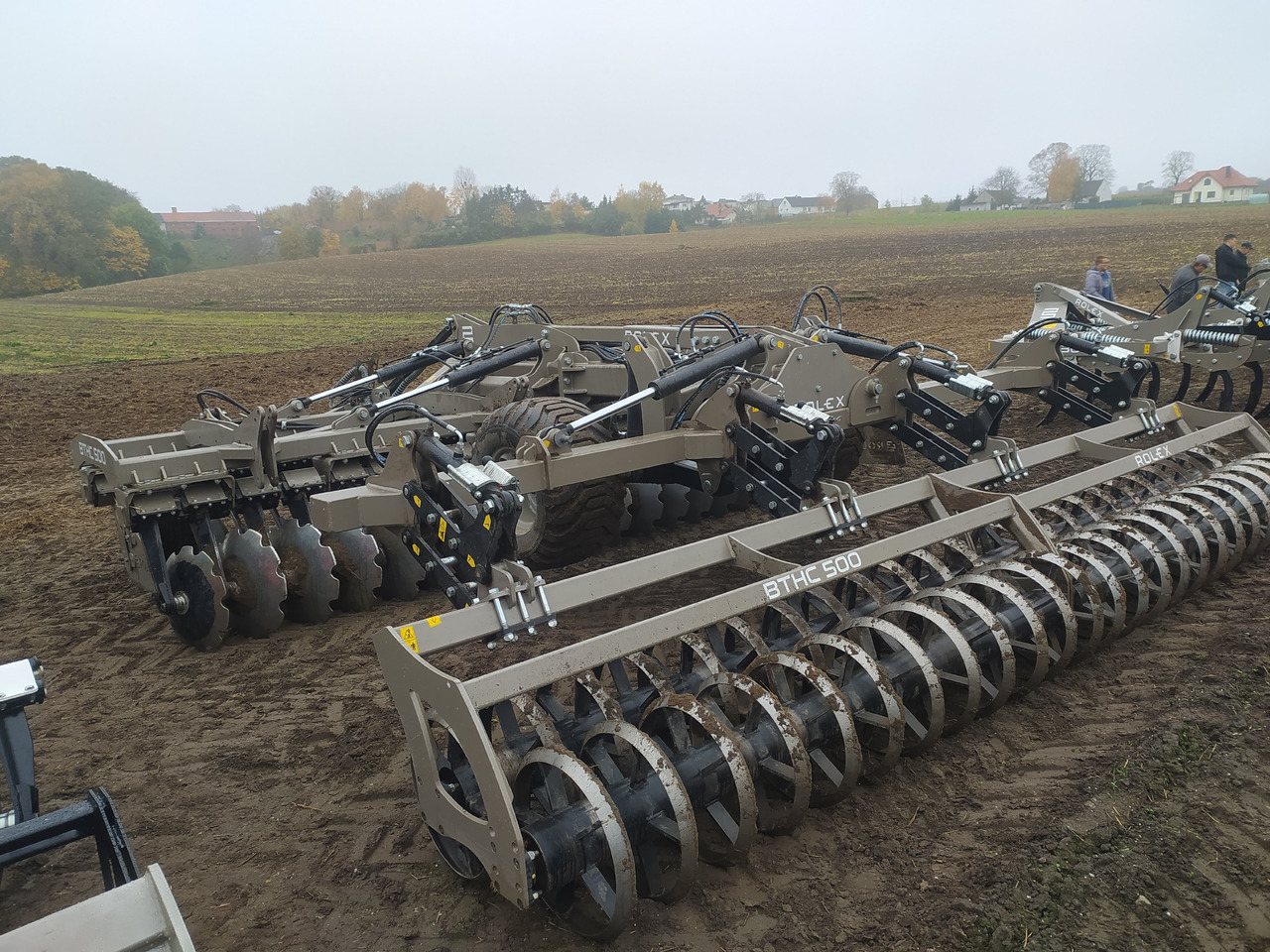 ROLEX Scheibenegge / Hydraulic discs harrow / Dechaumeur à disques / Erpice a dischi / Grada de discos / Дисковая борона / Brona talerzowa 5 m - Disc harrow: picture 1 ROLEX Scheibenegge / Hydraulic discs harrow / Dechaumeur à disques / Erpice a dischi / Grada de discos / Дисковая борона / Brona talerzowa 5 m - Disc harrow: picture 1