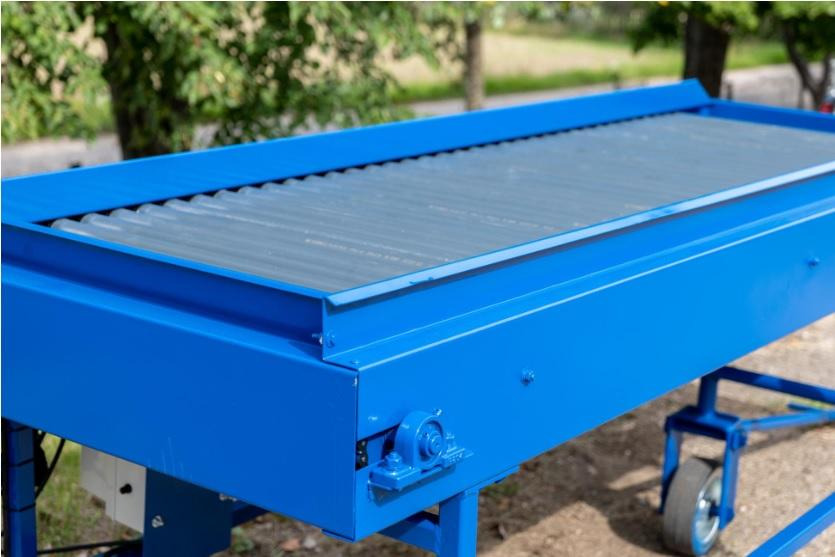 ROLMET Rollenverlesetisch / Sorting table / Table de tri / Tavolo selettivo / Сортировочный стол / Stół przebierczy SP 1 - Potato equipment: picture 5 ROLMET Rollenverlesetisch / Sorting table / Table de tri / Tavolo selettivo / Сортировочный стол / Stół przebierczy SP 1 - Potato equipment: picture 5