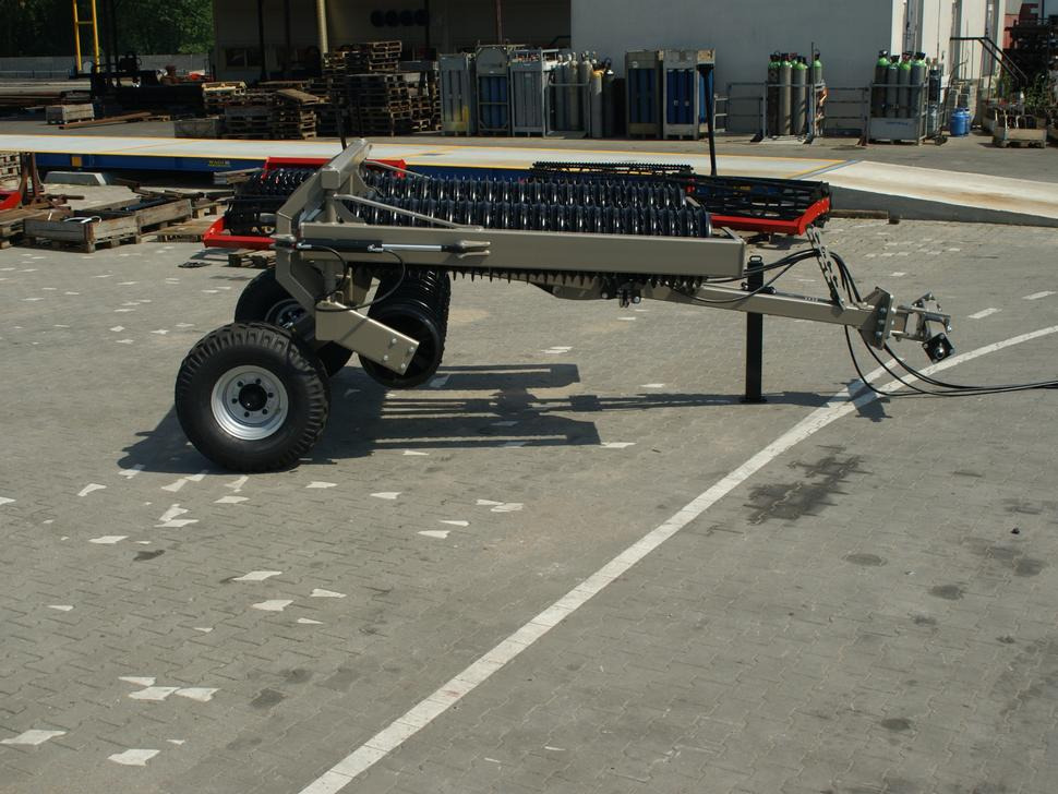 Rolex Ackerwalze / Sowing roller / Rouleau Cambridge / Attrezzi per rullatura / Rodillo / Посевной каток / Wał posiewny 6,3 m - Farm roller: picture 4 Rolex Ackerwalze / Sowing roller / Rouleau Cambridge / Attrezzi per rullatura / Rodillo / Посевной каток / Wał posiewny 6,3 m - Farm roller: picture 4