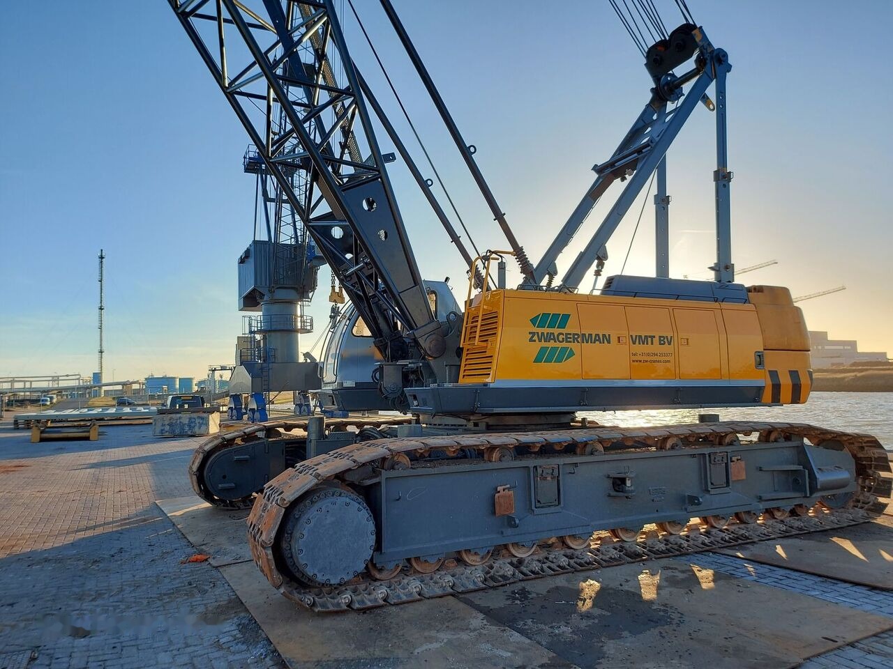 Sumitomo SC 1000 PAX S2 - Crawler crane: picture 1 Sumitomo SC 1000 PAX S2 - Crawler crane: picture 1
