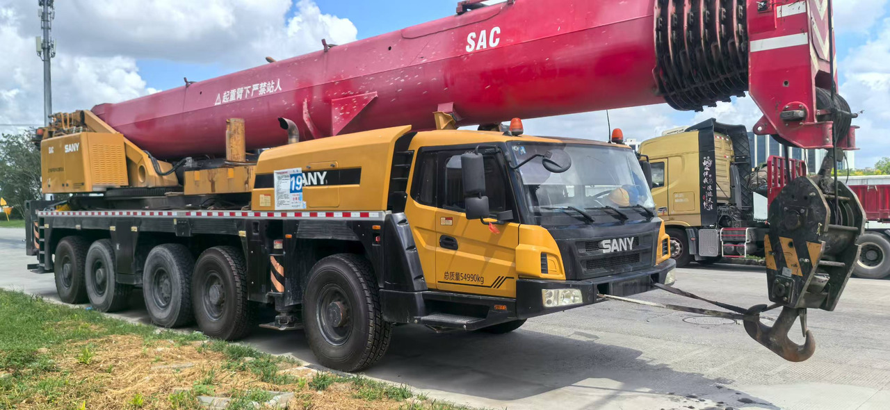 SANY SAC2000E 200tons - All terrain crane: picture 1 SANY SAC2000E 200tons - All terrain crane: picture 1