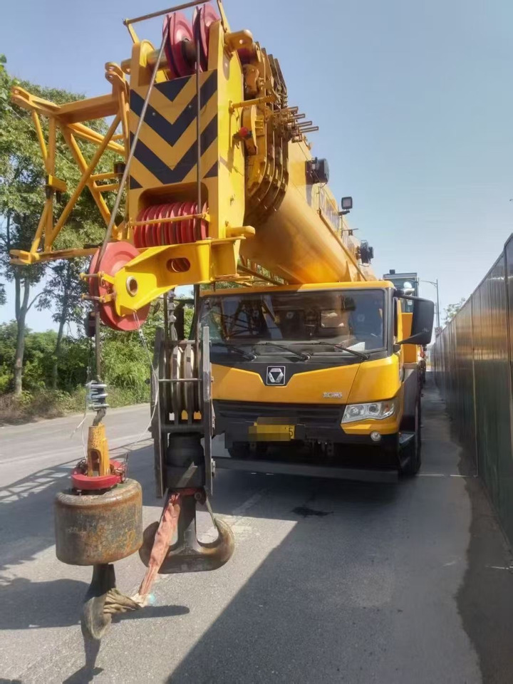 XCMG XCMG - Mobile crane: picture 1 XCMG XCMG - Mobile crane: picture 1