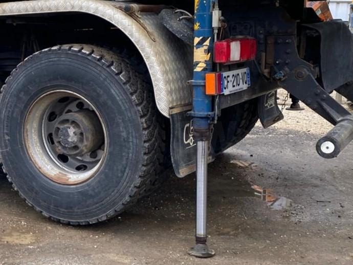 Tipper, Crane truck RENAULT KERAX 8x4 520 BIBENNE CIF GRUE CORMACH: picture 10 Tipper, Crane truck RENAULT KERAX 8x4 520 BIBENNE CIF GRUE CORMACH: picture 10