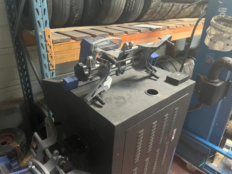 TWIN BUSCH TW115 Banc de géométrie - Workshop equipment: picture 3 TWIN BUSCH TW115 Banc de géométrie - Workshop equipment: picture 3