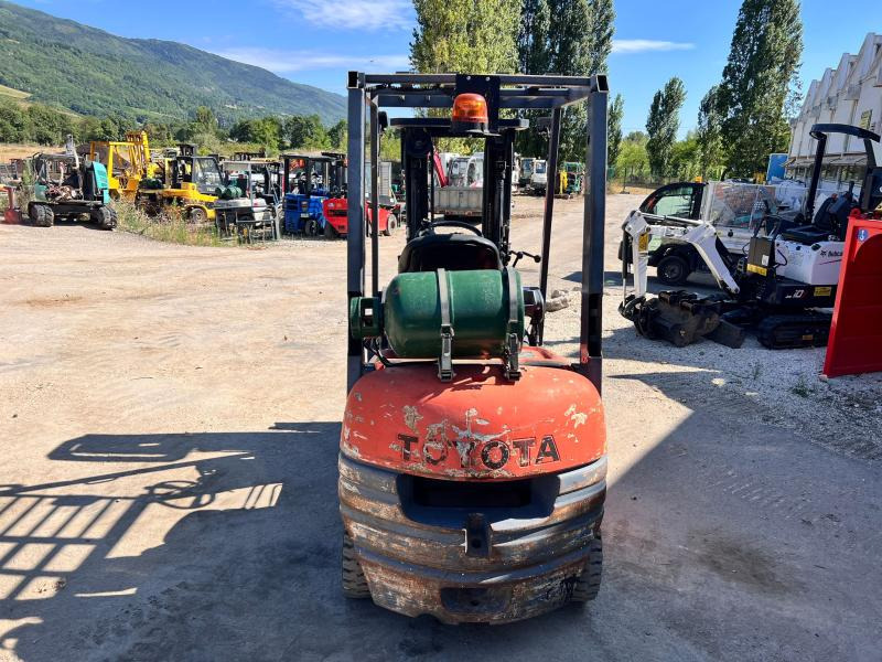 Toyota 426 FGF15 CHARIOT ELEVATEUR A GAZ 1,5T 4,3m - LPG forklift: picture 4 Toyota 426 FGF15 CHARIOT ELEVATEUR A GAZ 1,5T 4,3m - LPG forklift: picture 4