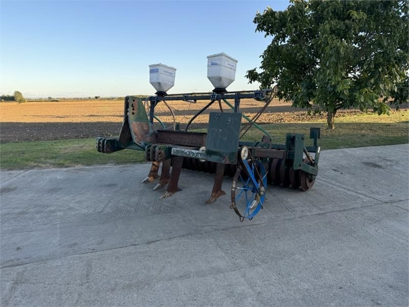 5 Leg Subsoiler 5 Leg Subsoiler c/w OSR Seeders - Cultivator: picture 1 5 Leg Subsoiler 5 Leg Subsoiler c/w OSR Seeders - Cultivator: picture 1
