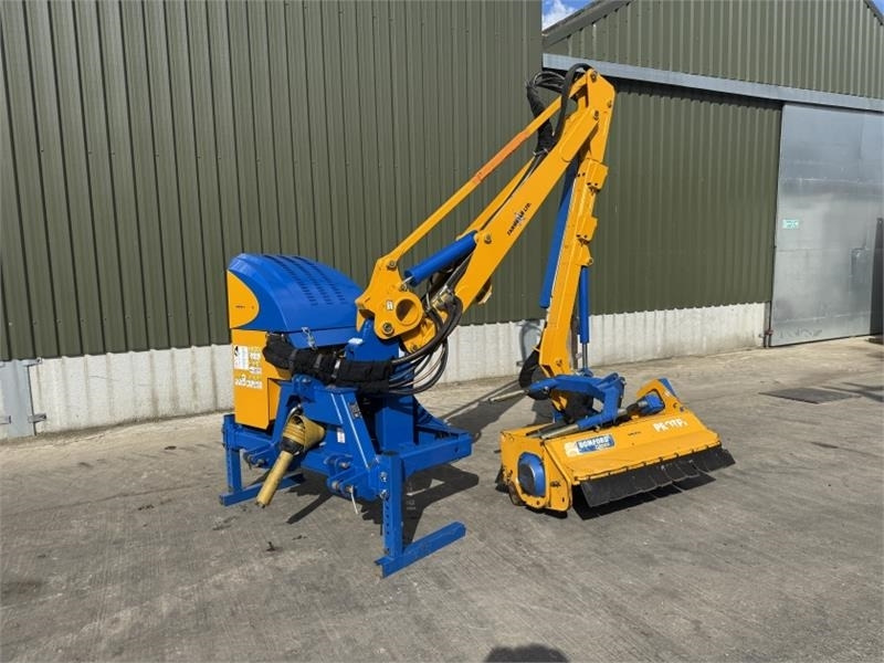 Bomford Bomford Hawk Evo 6.5 Hedge Cutter - Boom mower: picture 1 Bomford Bomford Hawk Evo 6.5 Hedge Cutter - Boom mower: picture 1