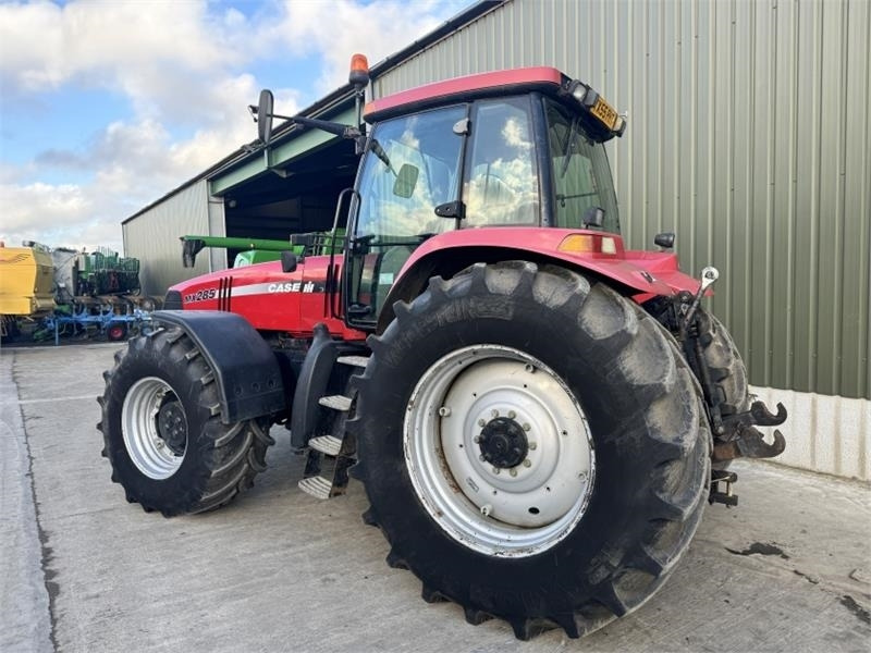 Case Case MX285 Tractor - Farm tractor: picture 5 Case Case MX285 Tractor - Farm tractor: picture 5