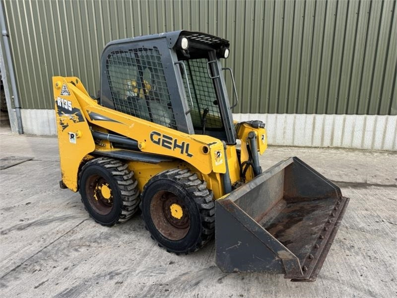 Gehl R135 Skid Steer - Skid steer loader: picture 3 Gehl R135 Skid Steer - Skid steer loader: picture 3