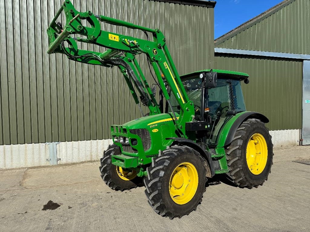 John Deere 5100M c/w 583 Loader - Farm tractor: picture 1 John Deere 5100M c/w 583 Loader - Farm tractor: picture 1
