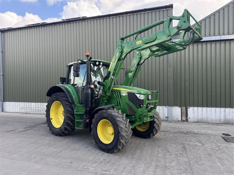 John Deere 6120M c/w 623R Loader **Low Hours** - Farm tractor: picture 3 John Deere 6120M c/w 623R Loader **Low Hours** - Farm tractor: picture 3