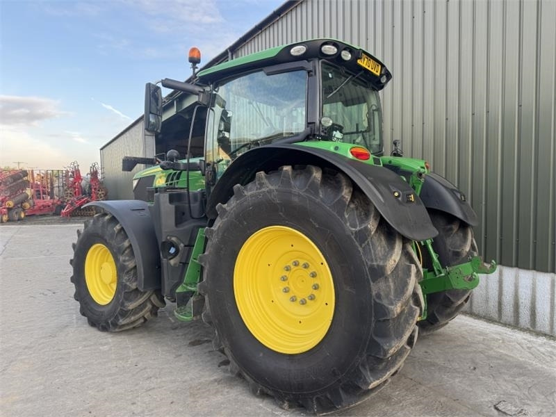 John Deere 6215R Command Pro **Ultimate Edition**Front PTO**V - Farm tractor: picture 2 John Deere 6215R Command Pro **Ultimate Edition**Front PTO**V - Farm tractor: picture 2