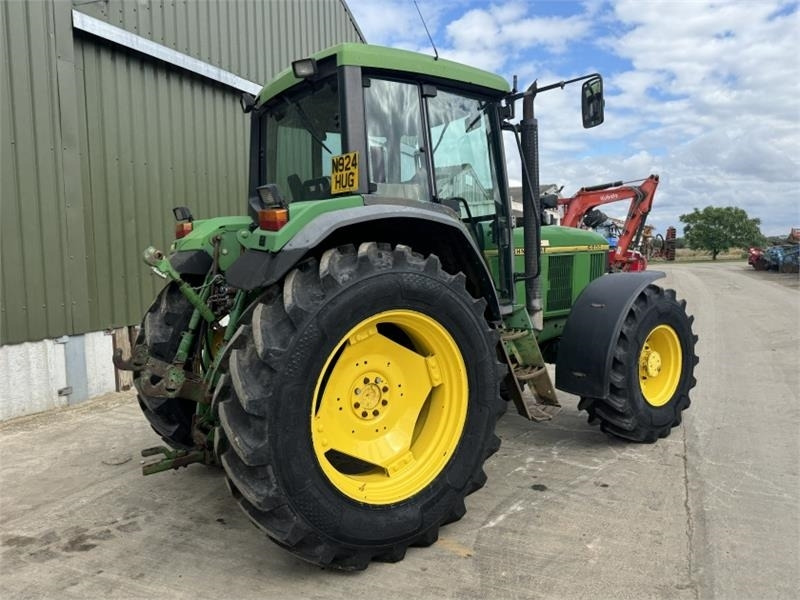 John Deere 6800 Tractor - Farm tractor: picture 4 John Deere 6800 Tractor - Farm tractor: picture 4