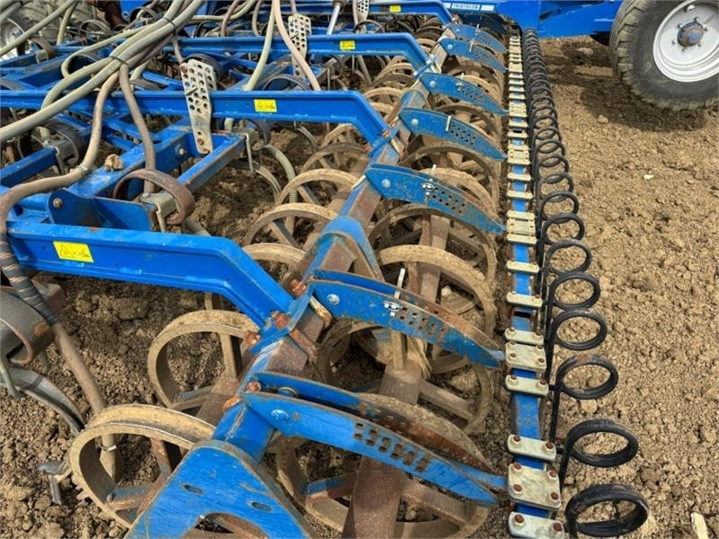 Combine seed drill Köckerling Triathlon 10m Trailed Seed Drill *Video Below*: picture 24 Combine seed drill Köckerling Triathlon 10m Trailed Seed Drill *Video Below*: picture 24