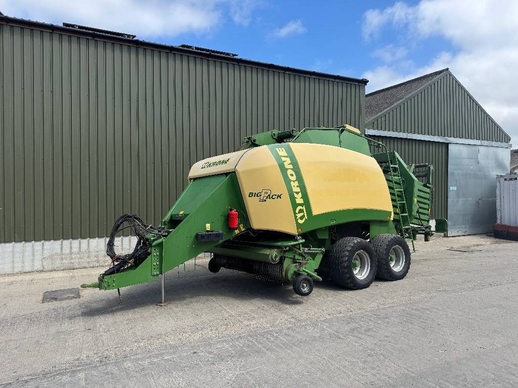 Krone Big Pack 12130 - Square baler: picture 1 Krone Big Pack 12130 - Square baler: picture 1