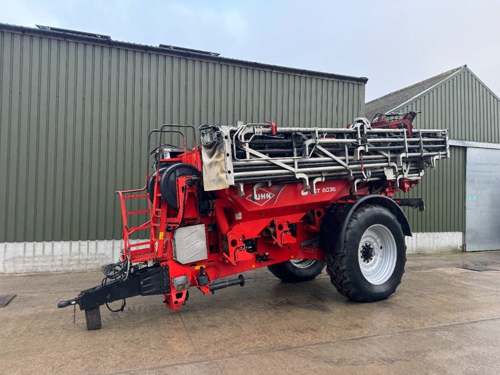 Kuhn AGT 6036 Boom Fertiliser Spreader - Fertilizer spreader: picture 1 Kuhn AGT 6036 Boom Fertiliser Spreader - Fertilizer spreader: picture 1