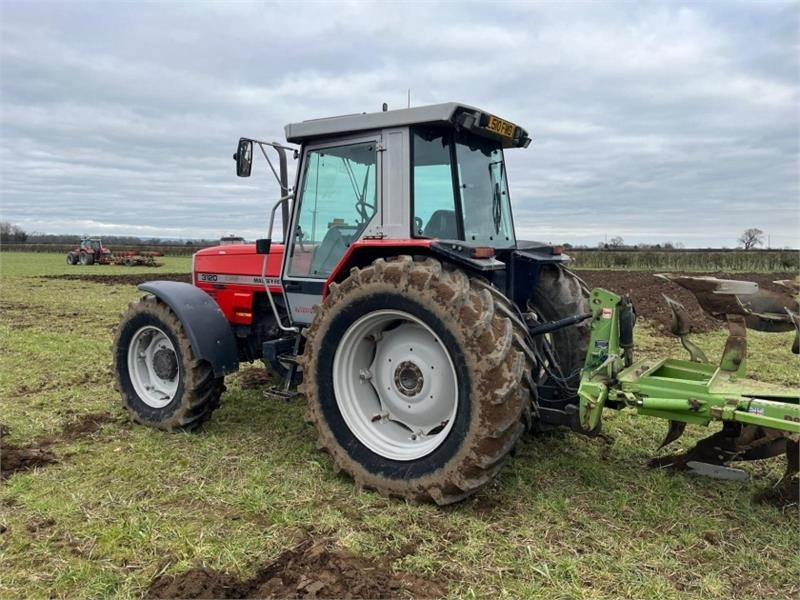 Massey Ferguson 3120 Dynashift - Farm tractor: picture 2 Massey Ferguson 3120 Dynashift - Farm tractor: picture 2