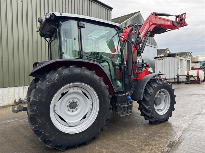 Massey Ferguson 4710 c/w FL.3522 Loader **Low Hours** - Farm tractor: picture 4 Massey Ferguson 4710 c/w FL.3522 Loader **Low Hours** - Farm tractor: picture 4