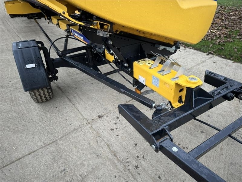New Holland New Holland 41ft Varifeed Header - Harvester attachment: picture 5 New Holland New Holland 41ft Varifeed Header - Harvester attachment: picture 5