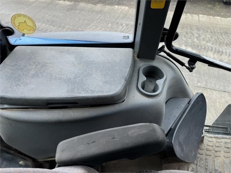 New Holland TM190 on lease New Holland TM190: picture 16 New Holland TM190 on lease New Holland TM190: picture 16