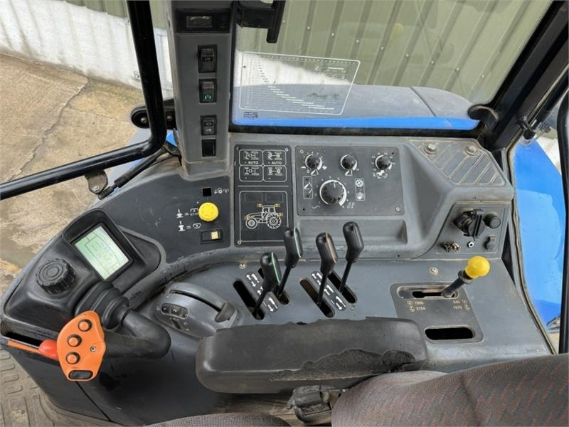 New Holland TM190 on lease New Holland TM190: picture 14 New Holland TM190 on lease New Holland TM190: picture 14