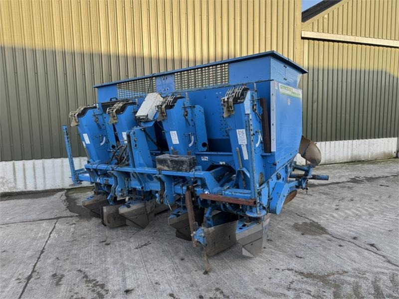 Standen Pearson SP400 Planter - Potato planter: picture 1 Standen Pearson SP400 Planter - Potato planter: picture 1