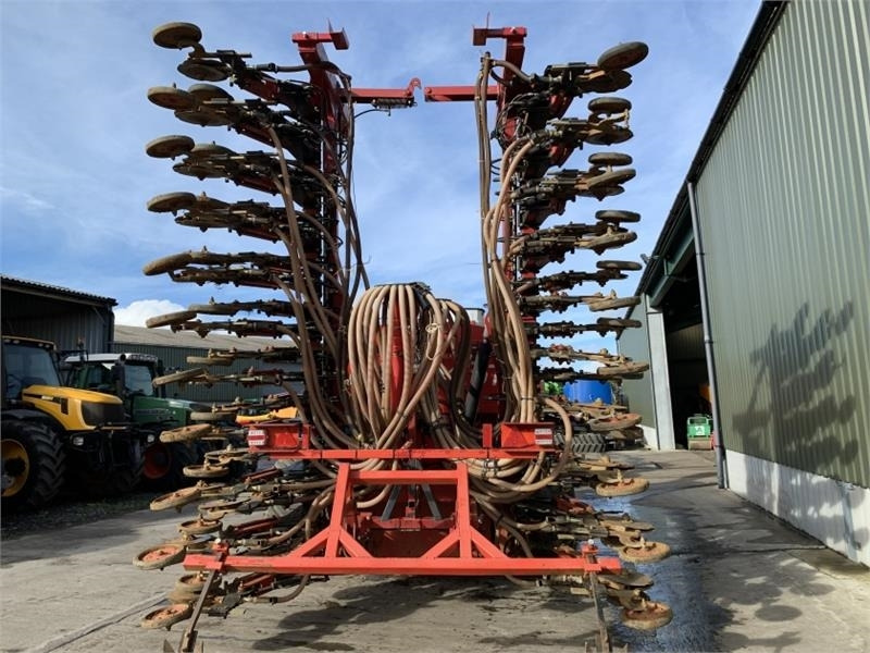 Weaving Weaving Caddy 5T c/w 8m Disc Drill - Combine seed drill: picture 5 Weaving Weaving Caddy 5T c/w 8m Disc Drill - Combine seed drill: picture 5