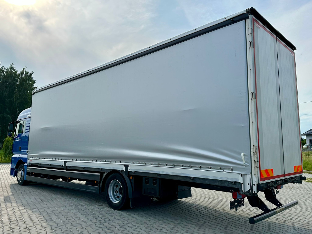MAN TGX 18.360 / BURTO - FIRANKA / 23 PALETY / SYPIALKA / AUTOMAT / 2021 ROK / SPROWADZONY / SERWISOW - Curtainsider truck: picture 4 MAN TGX 18.360 / BURTO - FIRANKA / 23 PALETY / SYPIALKA / AUTOMAT / 2021 ROK / SPROWADZONY / SERWISOW - Curtainsider truck: picture 4