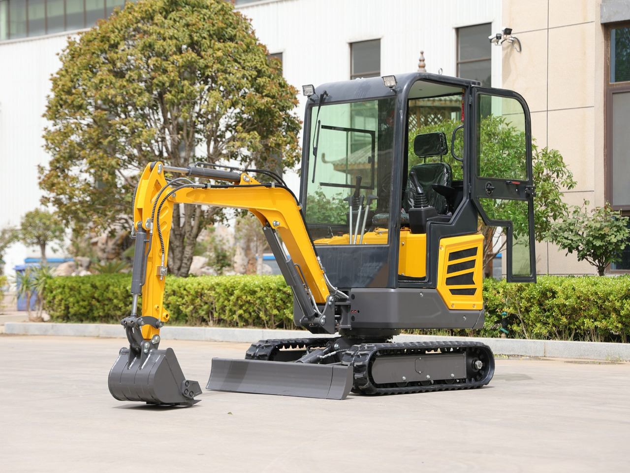 KUBOTA Diesel Mini excavator 1.8 Ton - Müller Machinery MB 18 - VKSH - Mini excavator: picture 1 KUBOTA Diesel Mini excavator 1.8 Ton - Müller Machinery MB 18 - VKSH - Mini excavator: picture 1