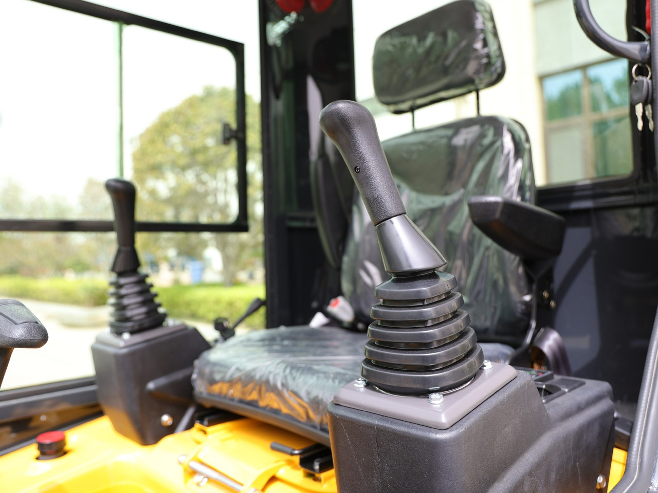 Müller Machinery Diesel Mini excavator 1.8 Ton - Müller Machinery MB 18 - KSH Laidong KB385B Motor - Mini excavator: picture 4 Müller Machinery Diesel Mini excavator 1.8 Ton - Müller Machinery MB 18 - KSH Laidong KB385B Motor - Mini excavator: picture 4