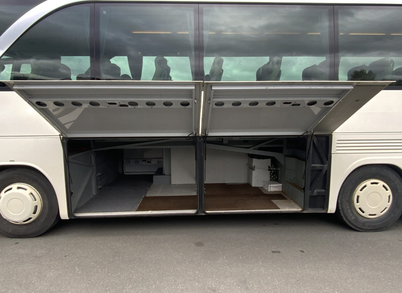 Setra S 411 HD - Coach: picture 5 Setra S 411 HD - Coach: picture 5