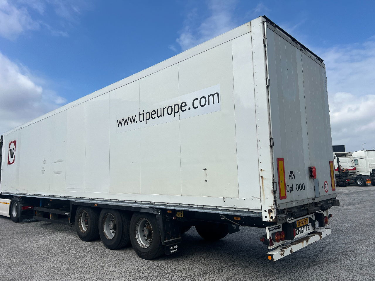 Schmitz Cargobull Isoliert koffer, SAF achsen - Closed box semi-trailer: picture 4 Schmitz Cargobull Isoliert koffer, SAF achsen - Closed box semi-trailer: picture 4