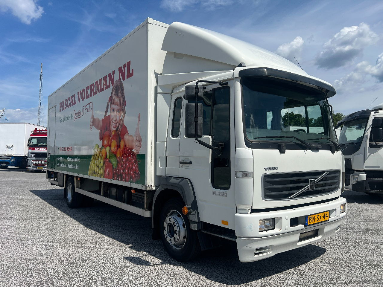 Volvo FL 612 220PK, Euro 3 - Box truck: picture 2 Volvo FL 612 220PK, Euro 3 - Box truck: picture 2