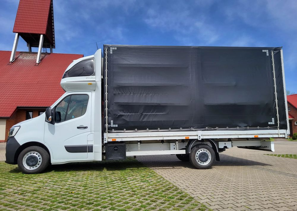 Renault Master - Curtain side van: picture 3 Renault Master - Curtain side van: picture 3