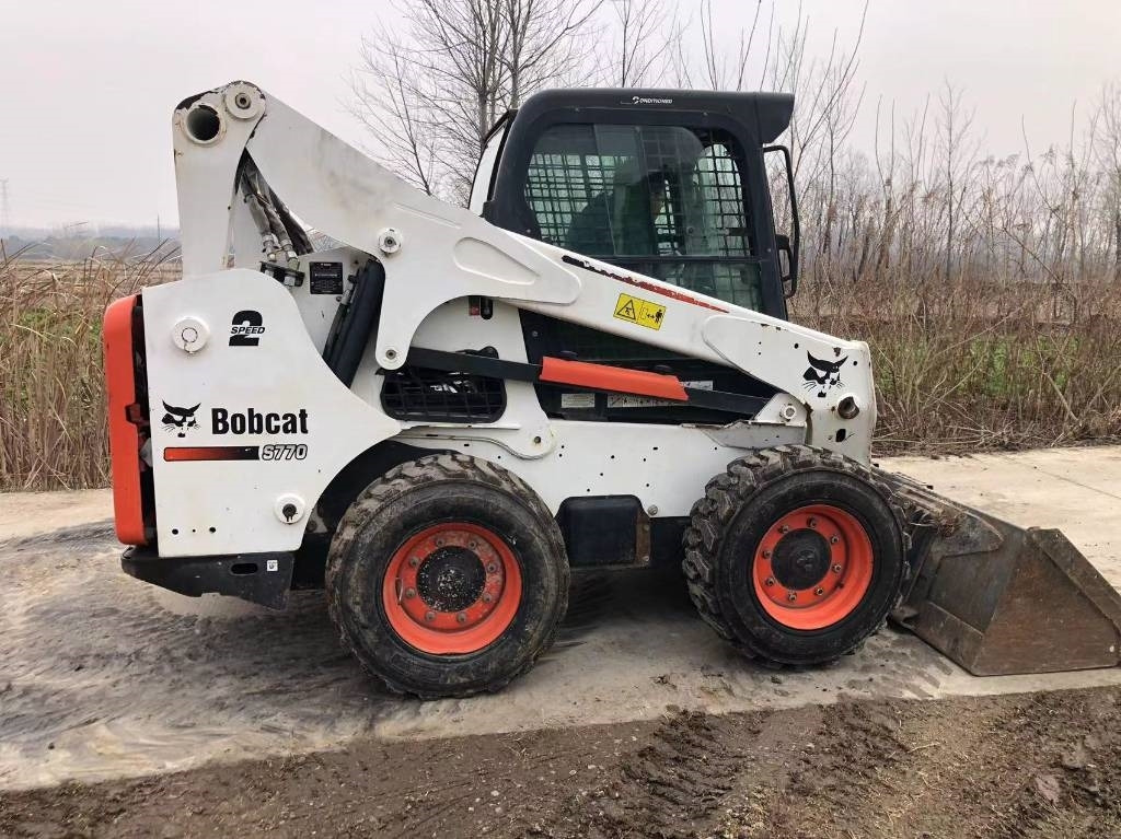 Skid steer loader Bobcat T 770: picture 10 Skid steer loader Bobcat T 770: picture 10