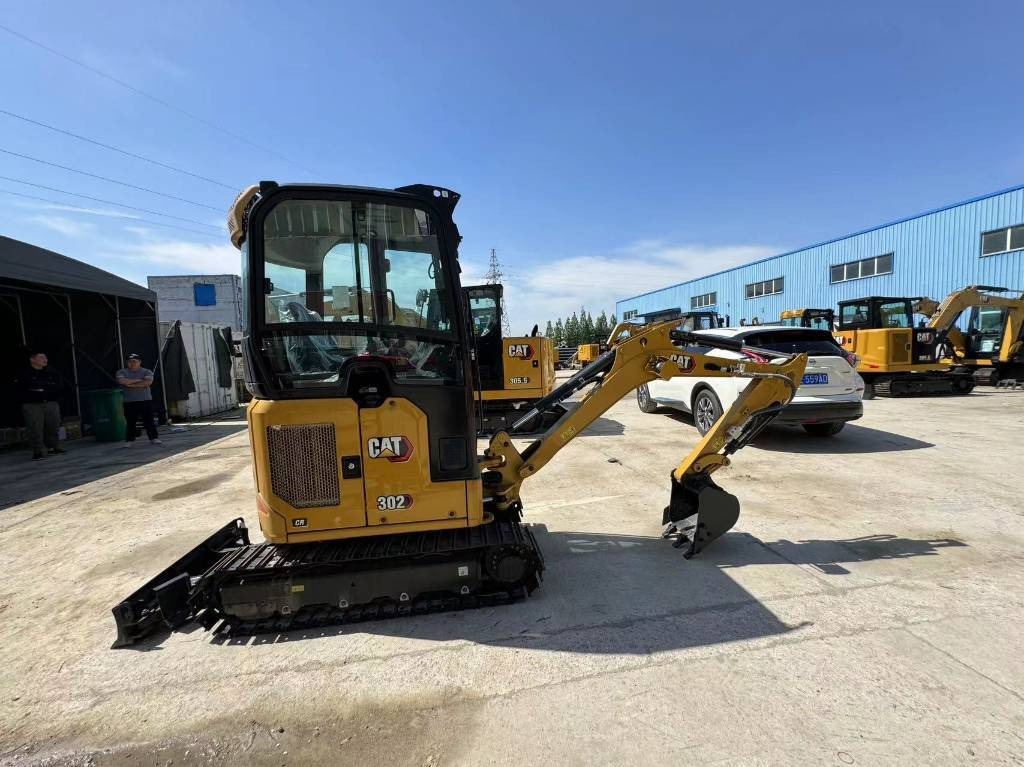 CAT 302 - Mini excavator: picture 1 CAT 302 - Mini excavator: picture 1