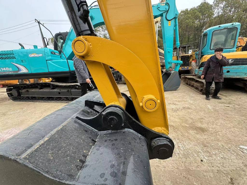 CAT 306E - Mini excavator: picture 3 CAT 306E - Mini excavator: picture 3