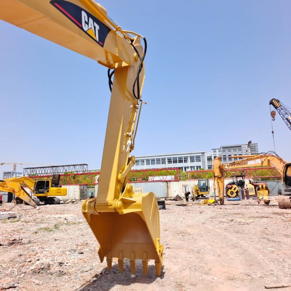 CAT 320 B L - Crawler excavator: picture 5 CAT 320 B L - Crawler excavator: picture 5