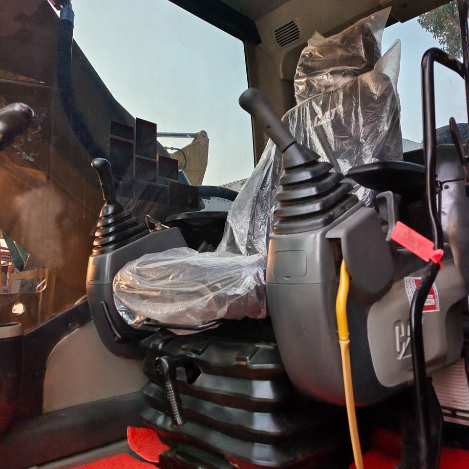 Crawler excavator CAT 320D2L: picture 13 Crawler excavator CAT 320D2L: picture 13