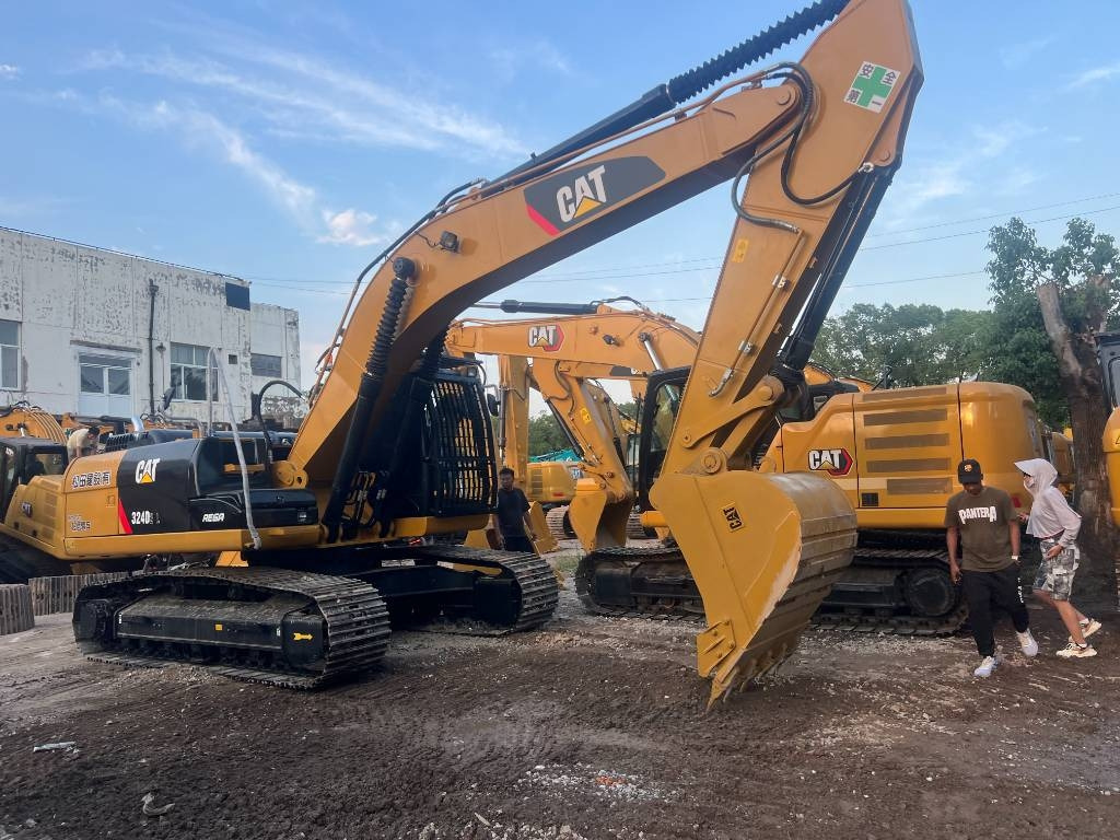 CAT 324 D2L - Crawler excavator: picture 1 CAT 324 D2L - Crawler excavator: picture 1