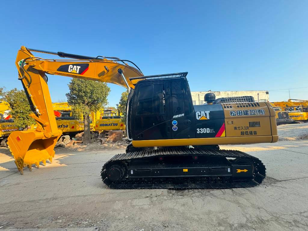 CAT 330D2L - Crawler excavator: picture 1 CAT 330D2L - Crawler excavator: picture 1