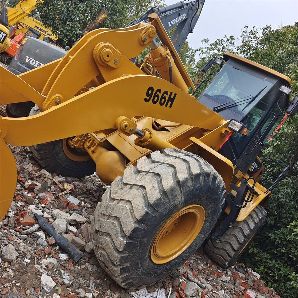 CAT 966 H - Crawler excavator: picture 1 CAT 966 H - Crawler excavator: picture 1