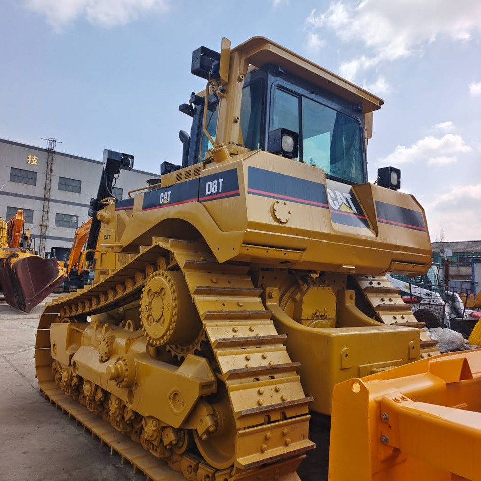 CAT D 8 T - Bulldozer: picture 1 CAT D 8 T - Bulldozer: picture 1
