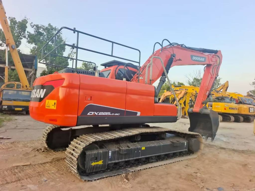 Doosan DX 225 LC-9C - Crawler excavator: picture 1 Doosan DX 225 LC-9C - Crawler excavator: picture 1