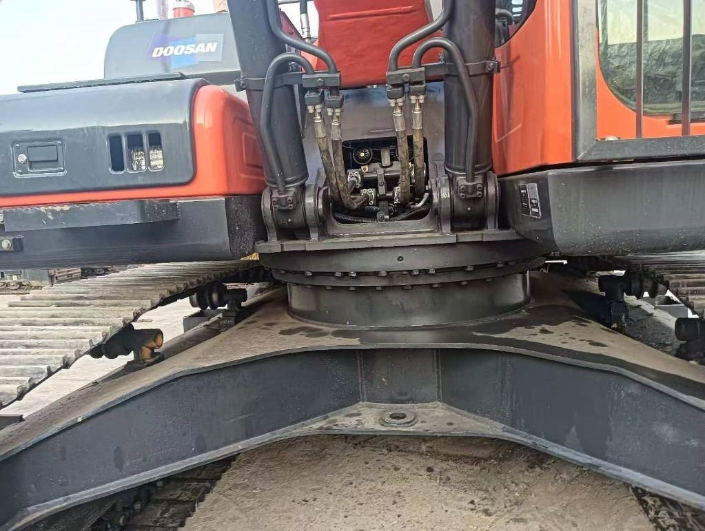 Doosan DX 225 LC-9C - Crawler excavator: picture 2 Doosan DX 225 LC-9C - Crawler excavator: picture 2