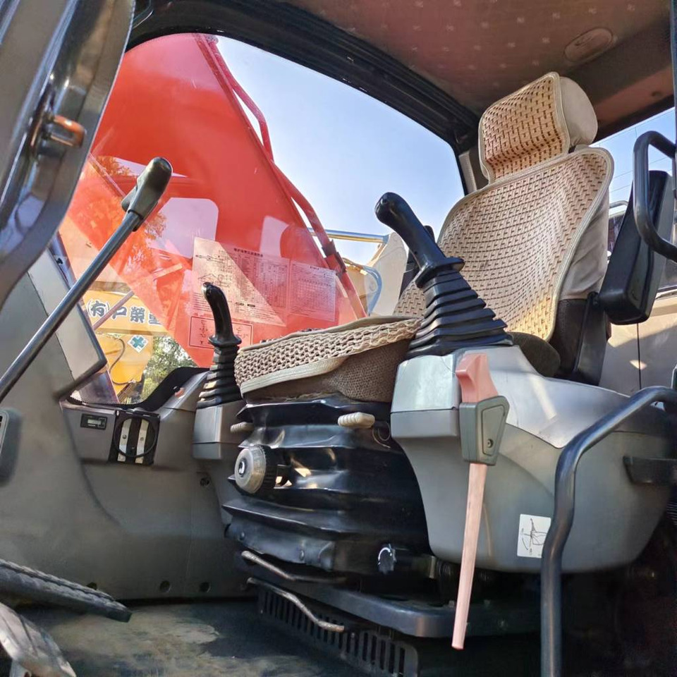 Doosan DX 225 LC - Crawler excavator: picture 5 Doosan DX 225 LC - Crawler excavator: picture 5
